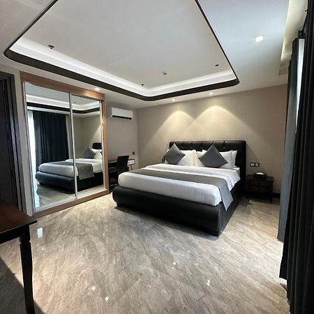 One Euphoria Luxe Hotel Angeles Zewnętrze zdjęcie